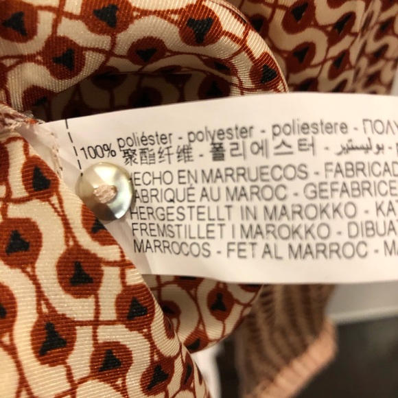 NEW Zara Woman Patterned Tie Neck Blouse Small - Picture 9 of 9